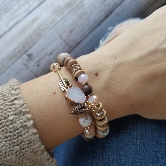 Stone/arrow/druzy stretch bracelet - Picture 5 of 6